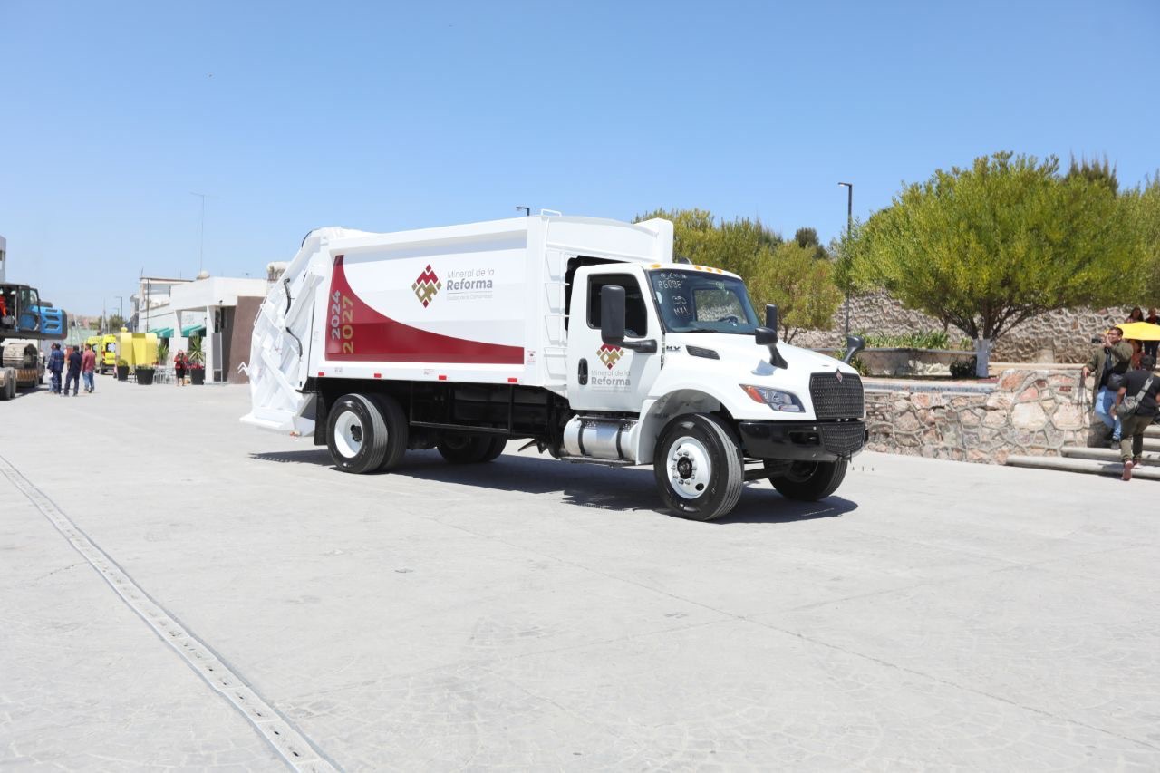Imagen 2 de 3: Fortalecen servicio de recolección de basura en Mineral de la Reforma