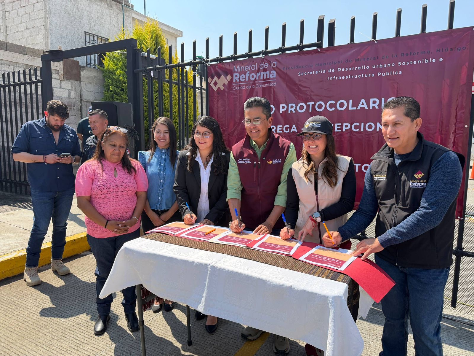 Diez años después, regularizan fraccionamiento en Mineral de la Reforma